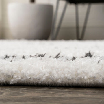 Calvia Moroccan Diamond Shag Area Rug